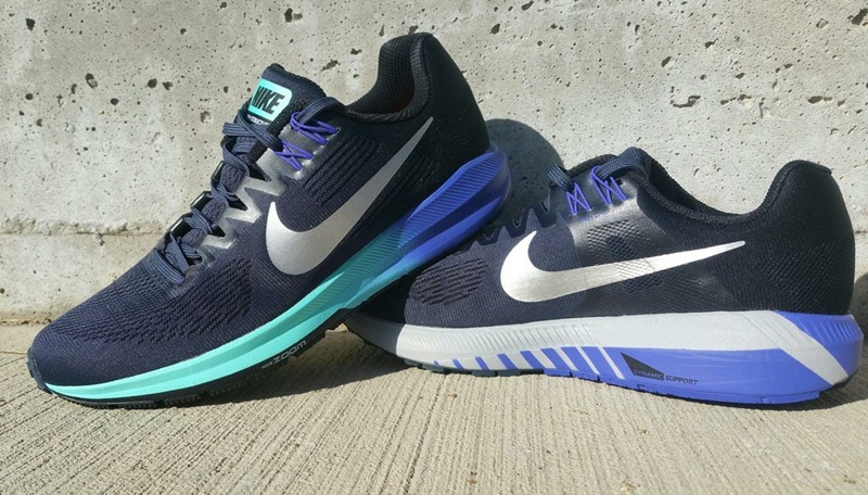 Nike Air Zoom Structure 22 Sneakers