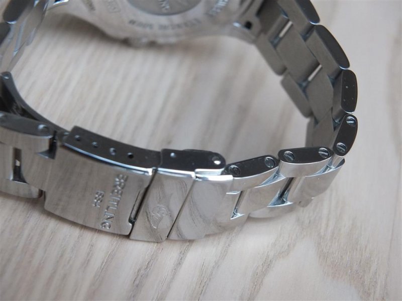 Breitling Superocean II 42 Men's A17365D1-C915-161A Watch - Bracelet