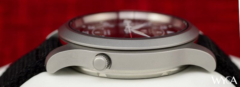 Seiko Seiko 5 Men's SNK809 Watch - Case Side