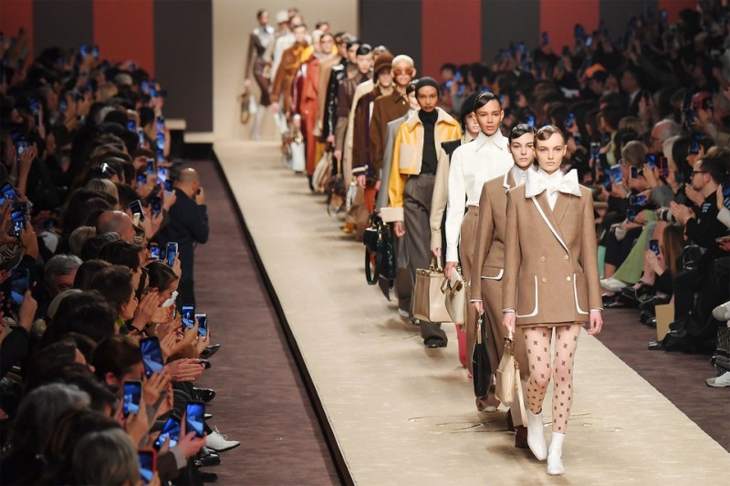 Fendi’s Show During the Milan Fashion Week is a Farewell to Karl Lagerfeld 1