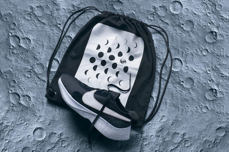 Nike Moon Racer 11