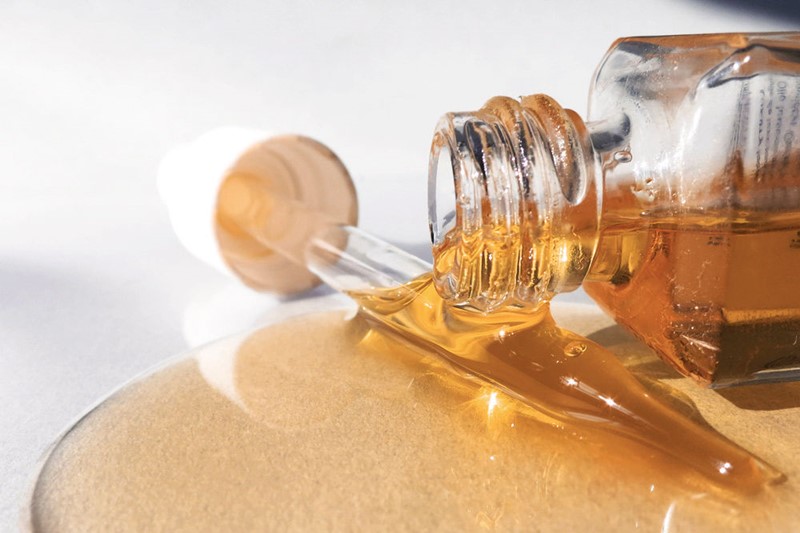 Embrace Radiance This 2019 With These 7 Luxury Face Oils