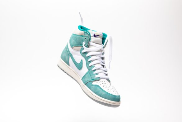 Air Jordan 1 Retro High OG “Turbo Green” Review