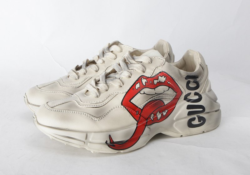GUCCI Rhyton Printed Distressed Leather Sneakers Red Lips 4