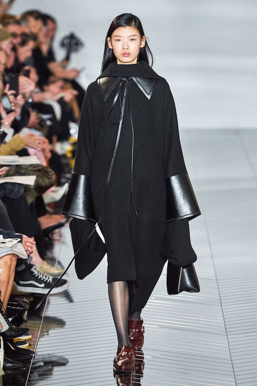 Loewe Fall 2019 Ready-To-Wear Collection Review