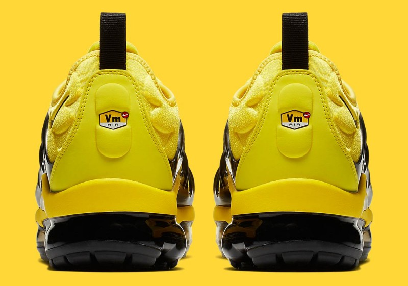Nike Air VaporMax Plus “Yellow:Black” 4