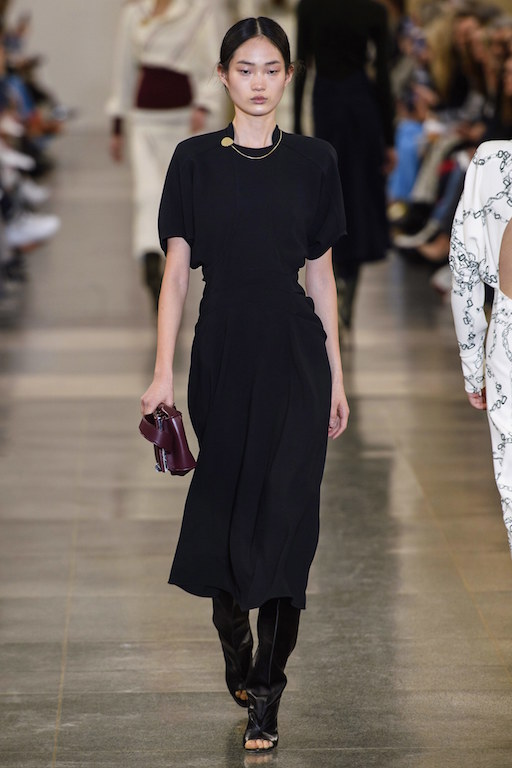 Victoria Beckham Fall 2019 Ready-To-Wear Collection Review