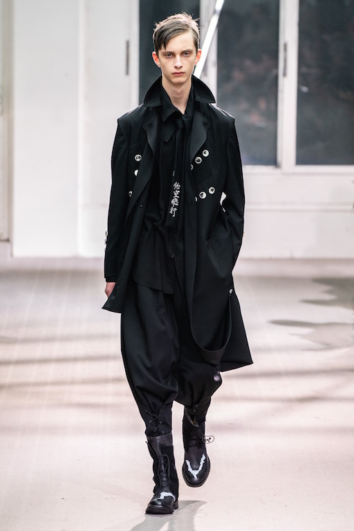 Yohji Yamamoto Fall 2019 Menswear Collection Review