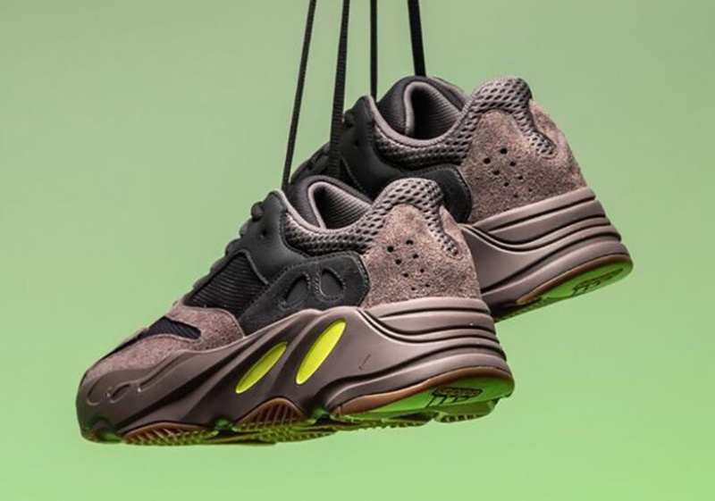 Adidas-Yeezy-Boost-700-‘Mauve’-6