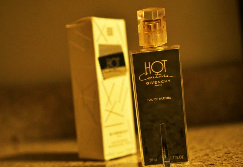 Hot Couture Collection No.1 by Givenchy Review 1