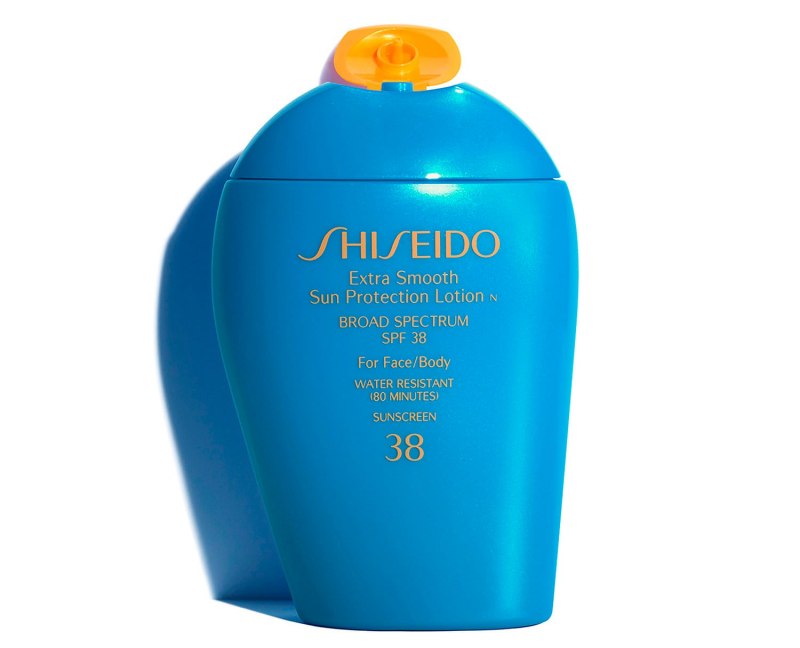 Shiseido Ultimate Sun Protection Lotion WetForce Broad Spectrum Sunscreen SPF 50+ 1