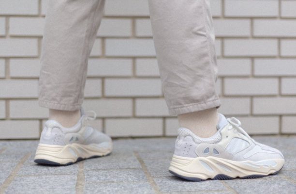 Adidas Yeezy Boost 700 'Analog' Review